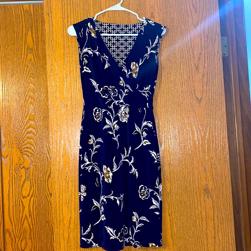 White House Black Market Reversible Dreas